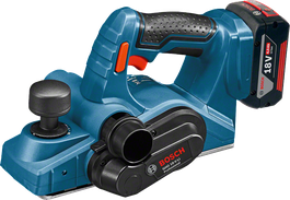 เครื่องไสไม้ไร้สาย Bosch GHO 18V-LI พร้อมด้ามจับที่ถูกหลักสรีรศาสตร์.