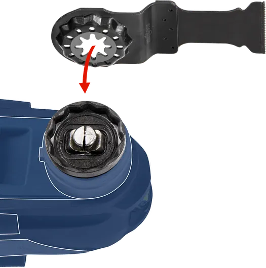 กำลังจัดตำแหน่งอุปกรณ์เครื่องมือแกว่งเพื่อติดตั้งบนหัวเครื่องมือ.