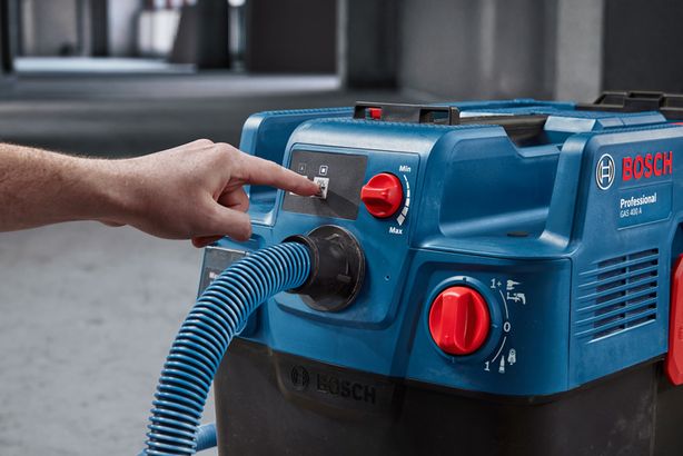 GAS 400 A Bosch GAS 400 เครื่องดูดฝุ่นอเนกประสงค์พร้อมแรงดูดที่ปรับได้