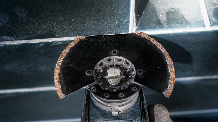 เครื่องมือตัดที่มีใบมีดสึกหรอสำหรับตัดกระเบื้องเซรามิก