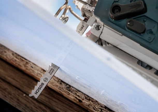 ใบเลื่อยจิ๊กซอว์ Bosch ผลิตในประเทศสวิตเซอร์แลนด์ สำหรับตัดไม้.